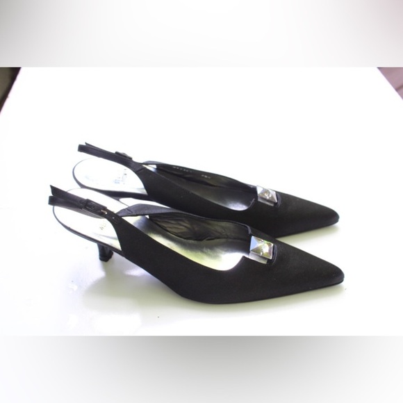 Stuart Weitzman sling back pumps - Picture 13 of 15